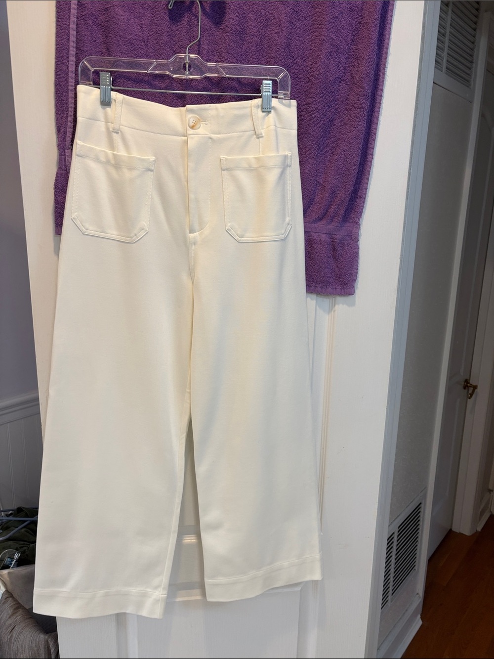 NWT Jones New York Cream Wide-Leg Pull-On Pants